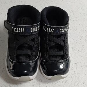 Jordan Kids Black and White Sneakers